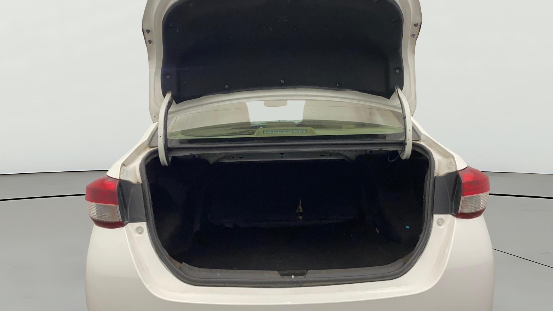 View 2019 Toyota Yaris G MT Image 38 Used 2019 Toyota Yaris G MT Image 38
