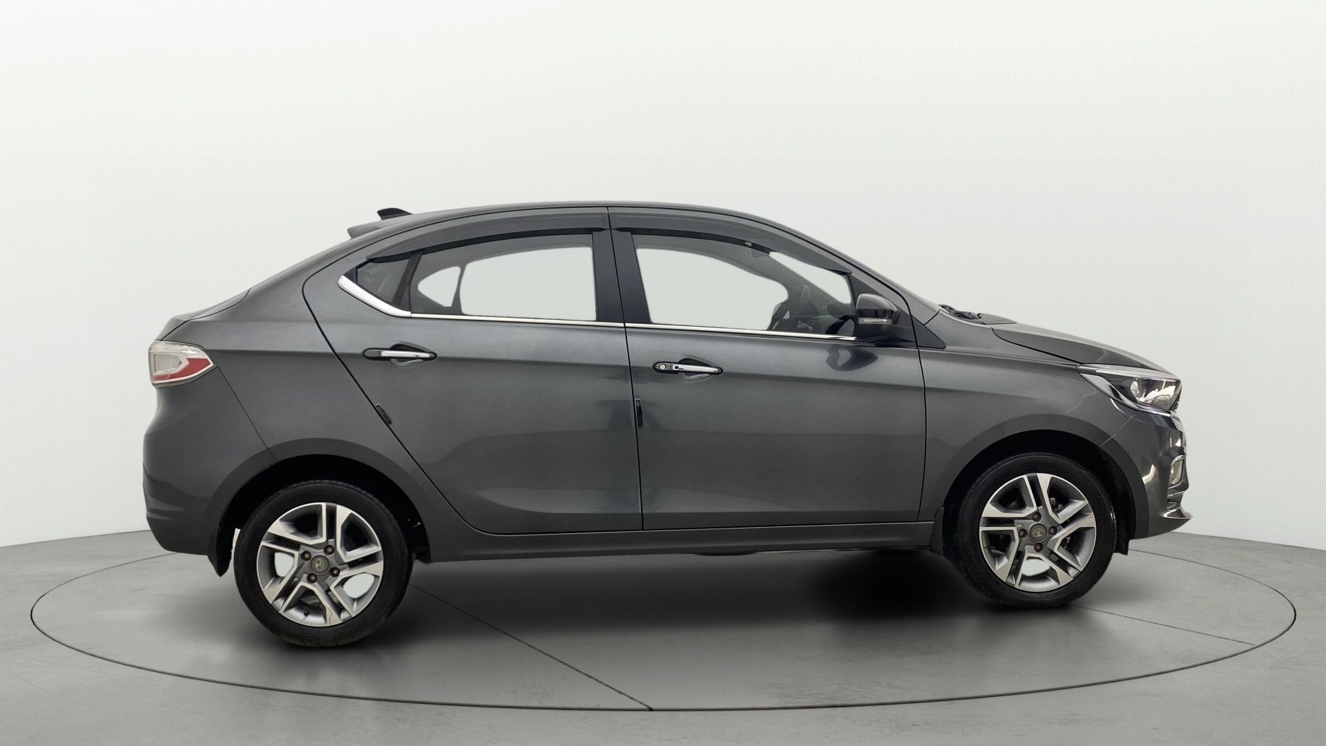 View 2024 Tata Tigor XE Diesel Image 9 Used 2024 Tata Tigor XE Diesel Image 9