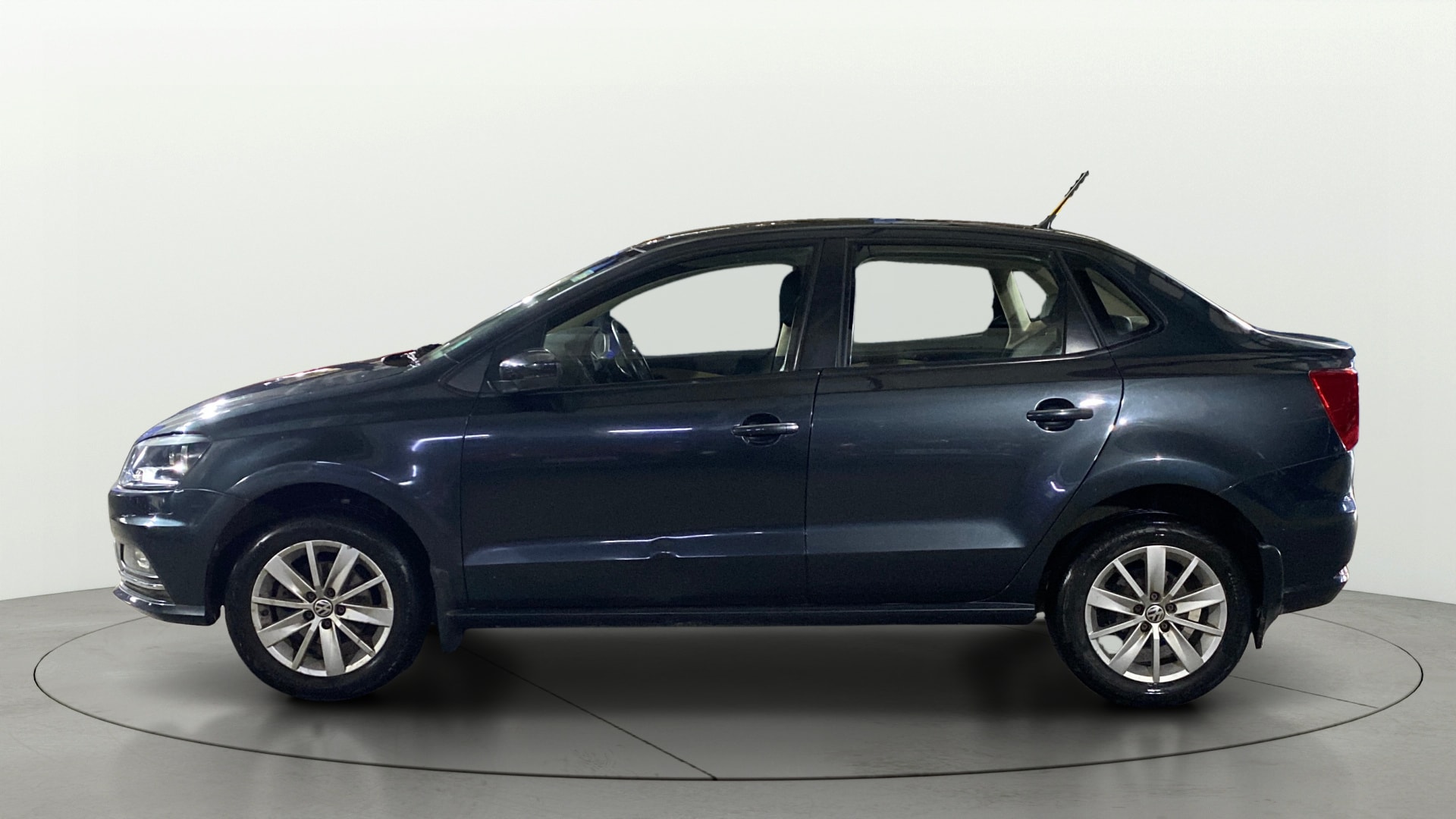 Used 2016 Volkswagen Ameo Used 2016 Volkswagen Ameo