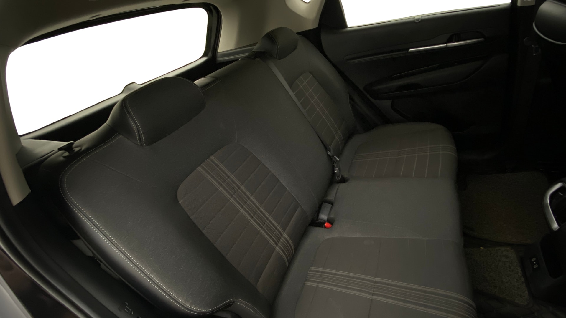 View 2024 Kia Sonet HTE Petrol Image 29 Used 2024 Kia Sonet HTE Petrol Image 29