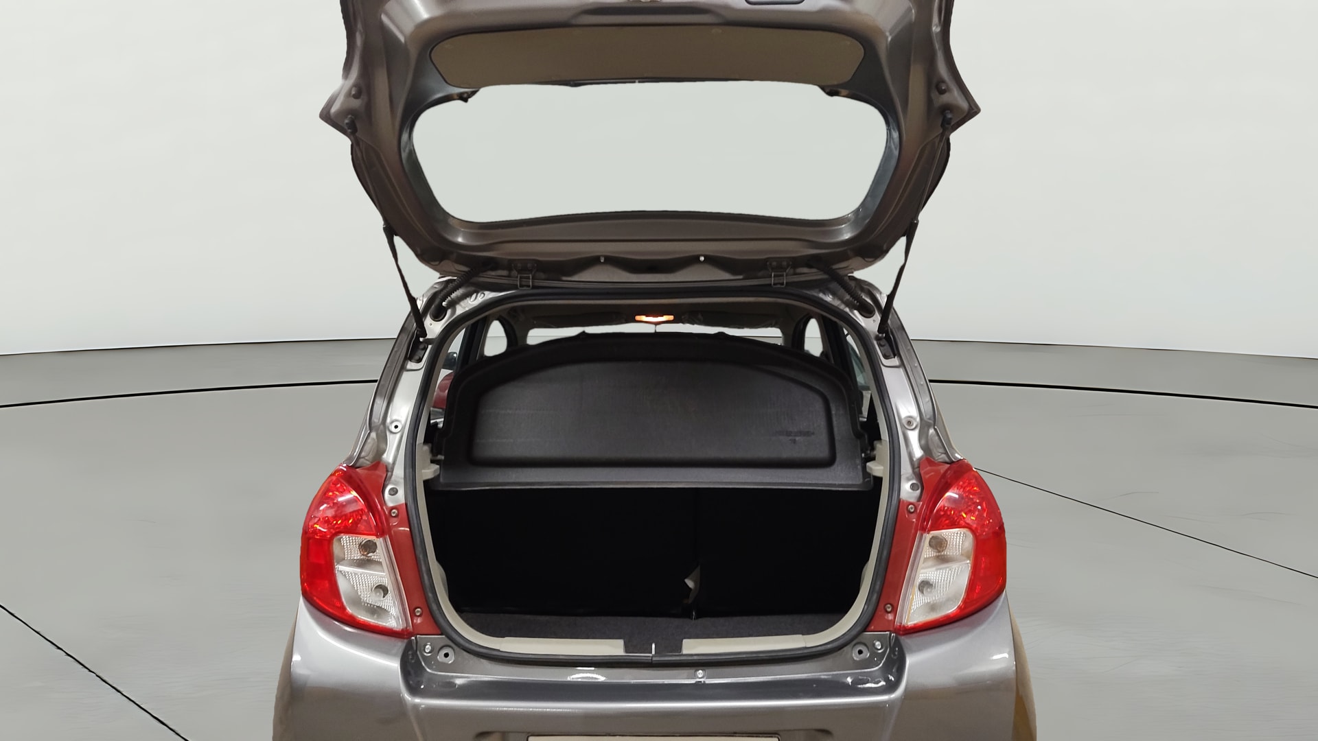 View 2015 Maruti Suzuki 1000 Base Variant Image 16 Used 2015 Maruti Suzuki 1000 Base Variant Image 16