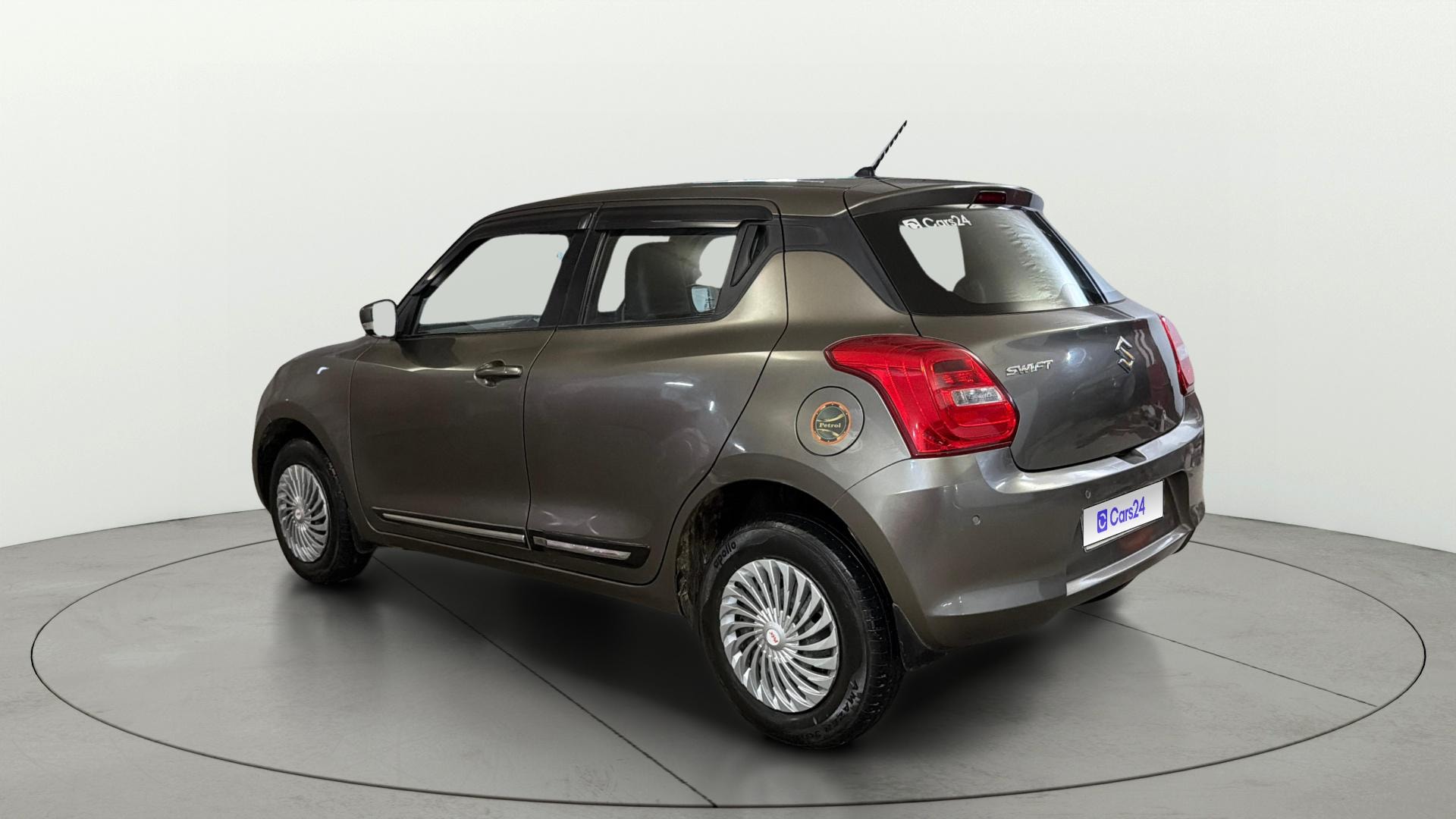 View 2021 Maruti Suzuki 1000 Base Variant Image 2 Used 2021 Maruti Suzuki 1000 Base Variant Image 2