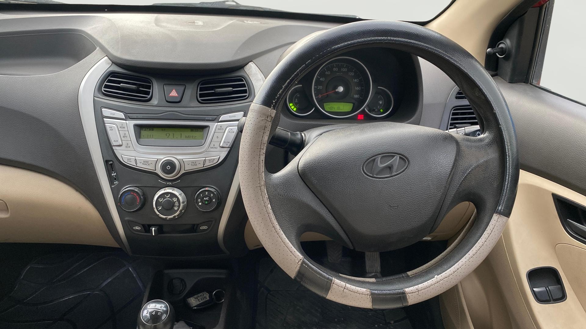 View 2016 Hyundai EON Magna Plus Image 20 Used 2016 Hyundai EON Magna Plus Image 20