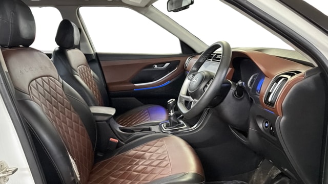 View Hyundai Alcazar Image 19 Used Hyundai Alcazar Image 19