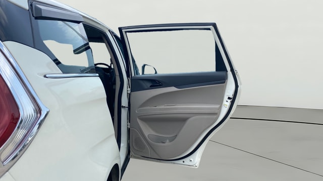 View Mahindra Marazzo Image 7 Used Mahindra Marazzo Image 7
