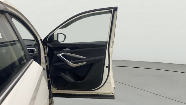 View MG Hector Image 47 Used MG Hector Image 47