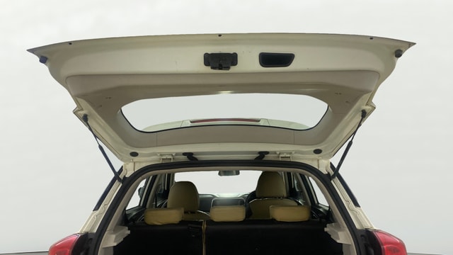 View Mahindra XUV300 Image 16 Used Mahindra XUV300 Image 16