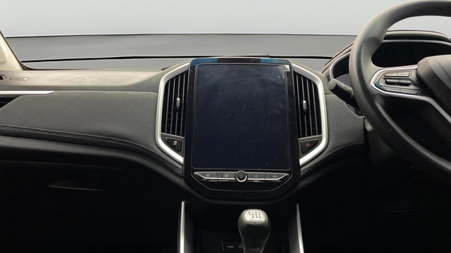View MG Hector Image 17 Used MG Hector Image 17