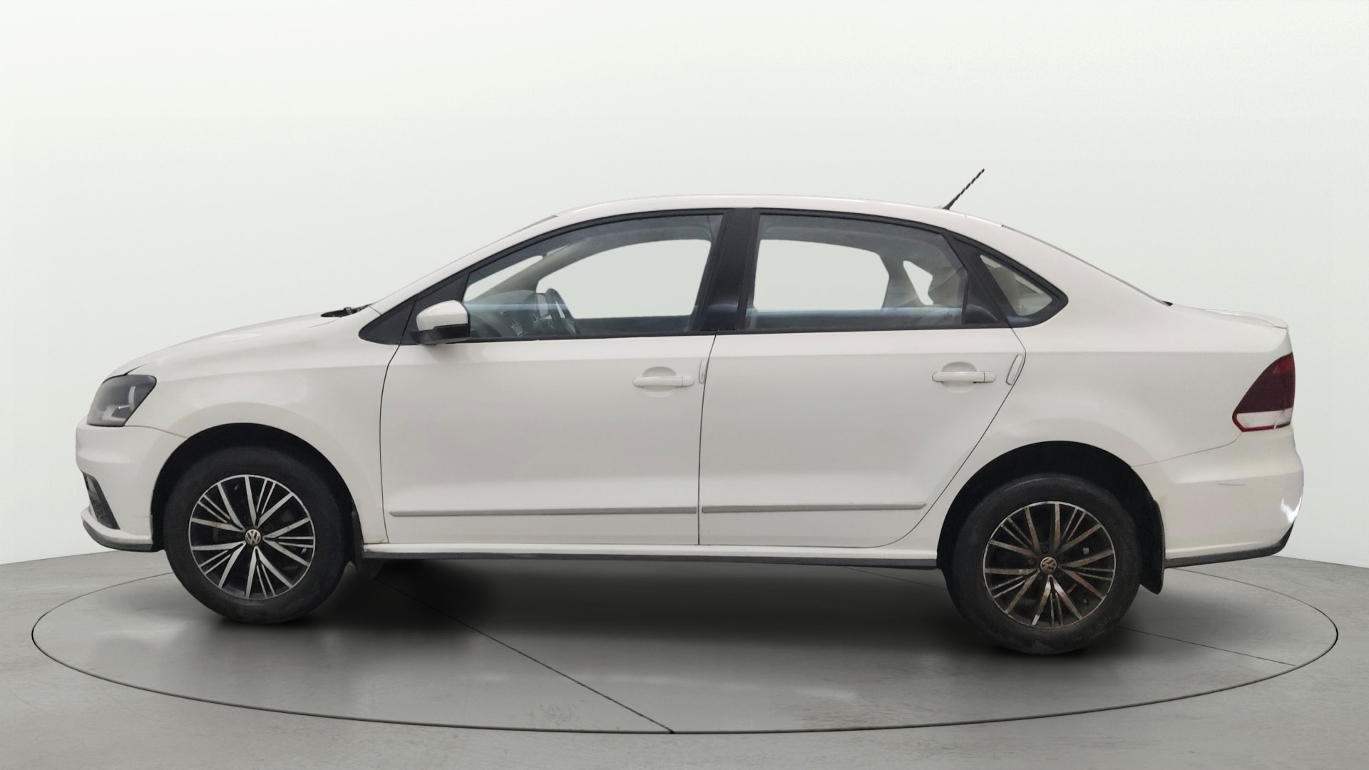 View 2019 Volkswagen Vento 1.2 L TSI Comfortline Petrol AT Image 5 Used 2019 Volkswagen Vento 1.2 L TSI Comfortline Petrol AT Image 5