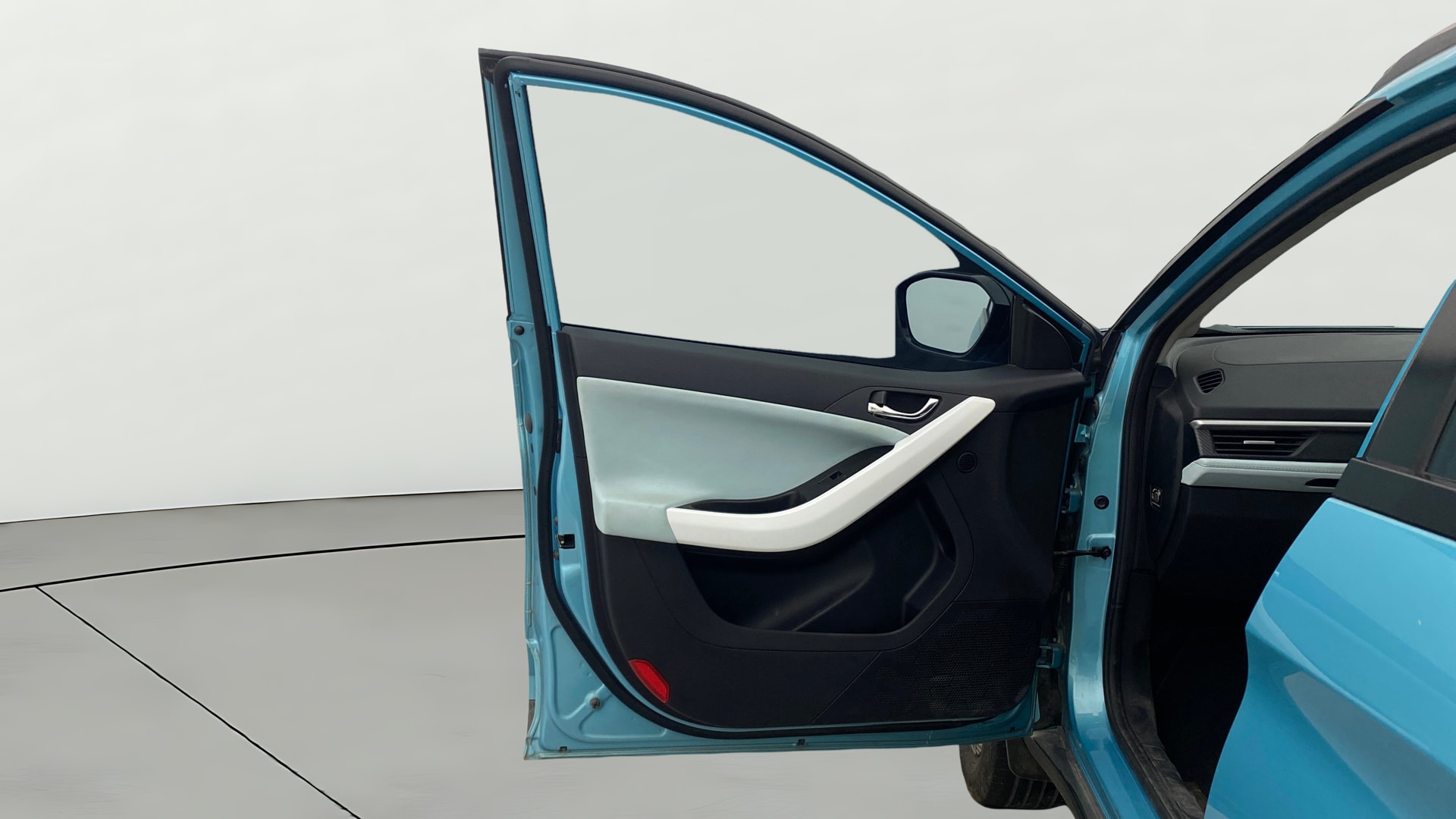 View 2024 Tata Nexon Revotron XE Image 33 Used 2024 Tata Nexon Revotron XE Image 33