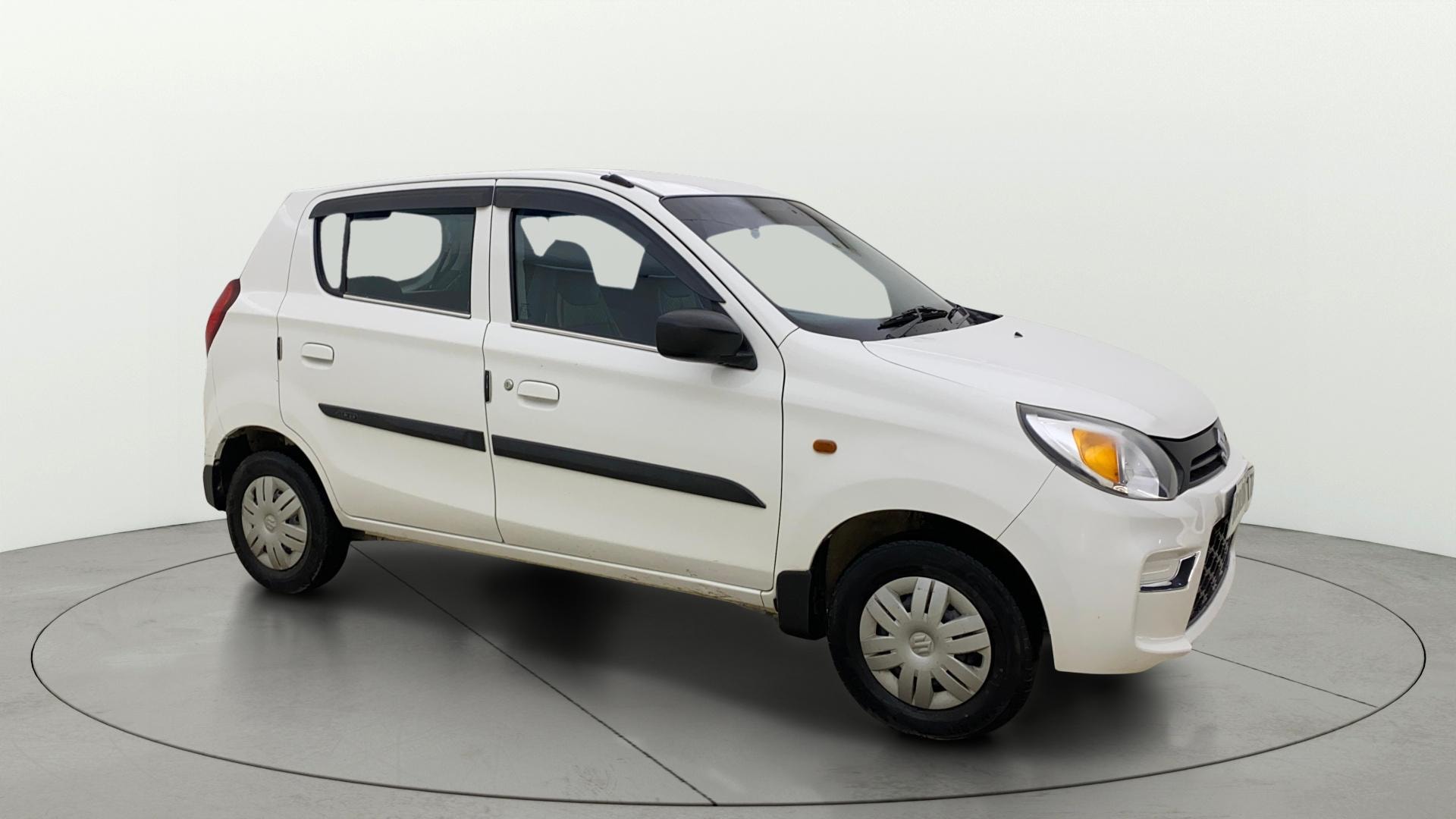 View 2023 Maruti Suzuki 1000 Base Variant Image 21 Used 2023 Maruti Suzuki 1000 Base Variant Image 21