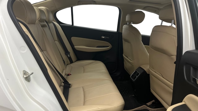 View Honda City ZX Image 36 Used Honda City ZX Image 36