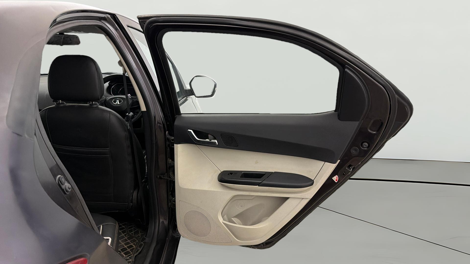 Used 2022 Tata Tiago Used 2022 Tata Tiago