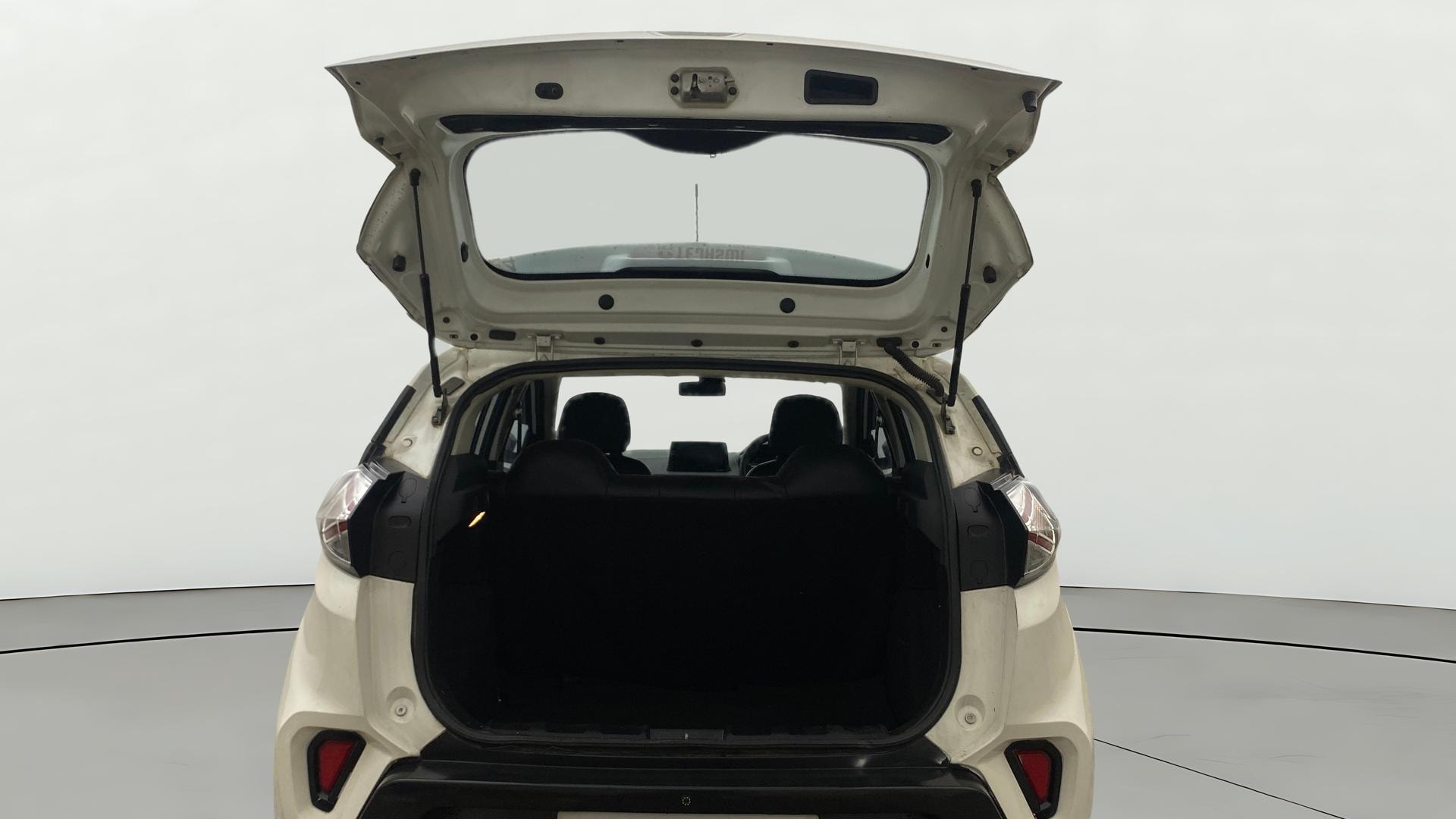 View 2022 Tata Nexon Revotron XM Image 16 Used 2022 Tata Nexon Revotron XM Image 16