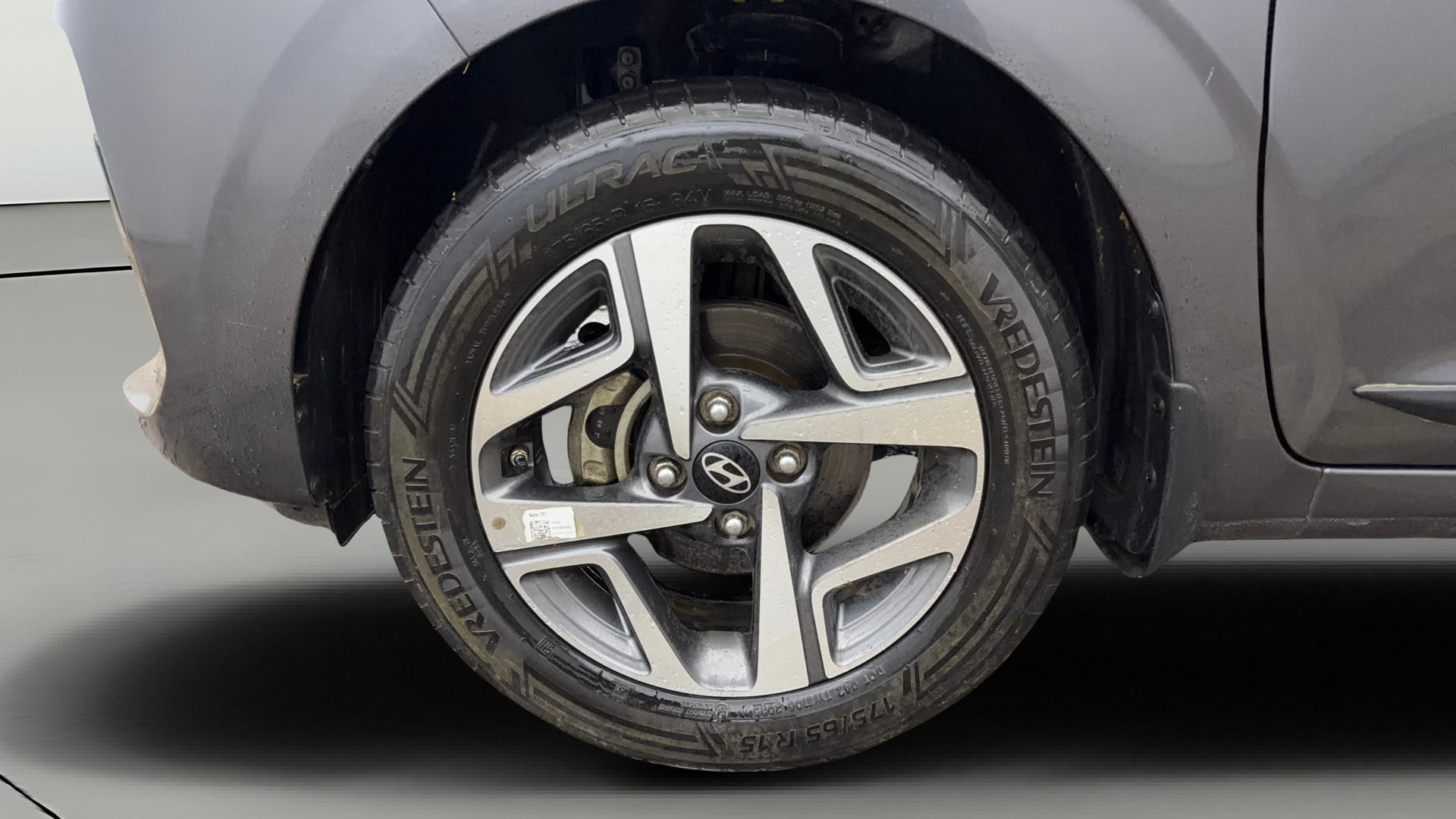 View 2025 Hyundai Aura SX MT CNG Image 28 Used 2025 Hyundai Aura SX MT CNG Image 28