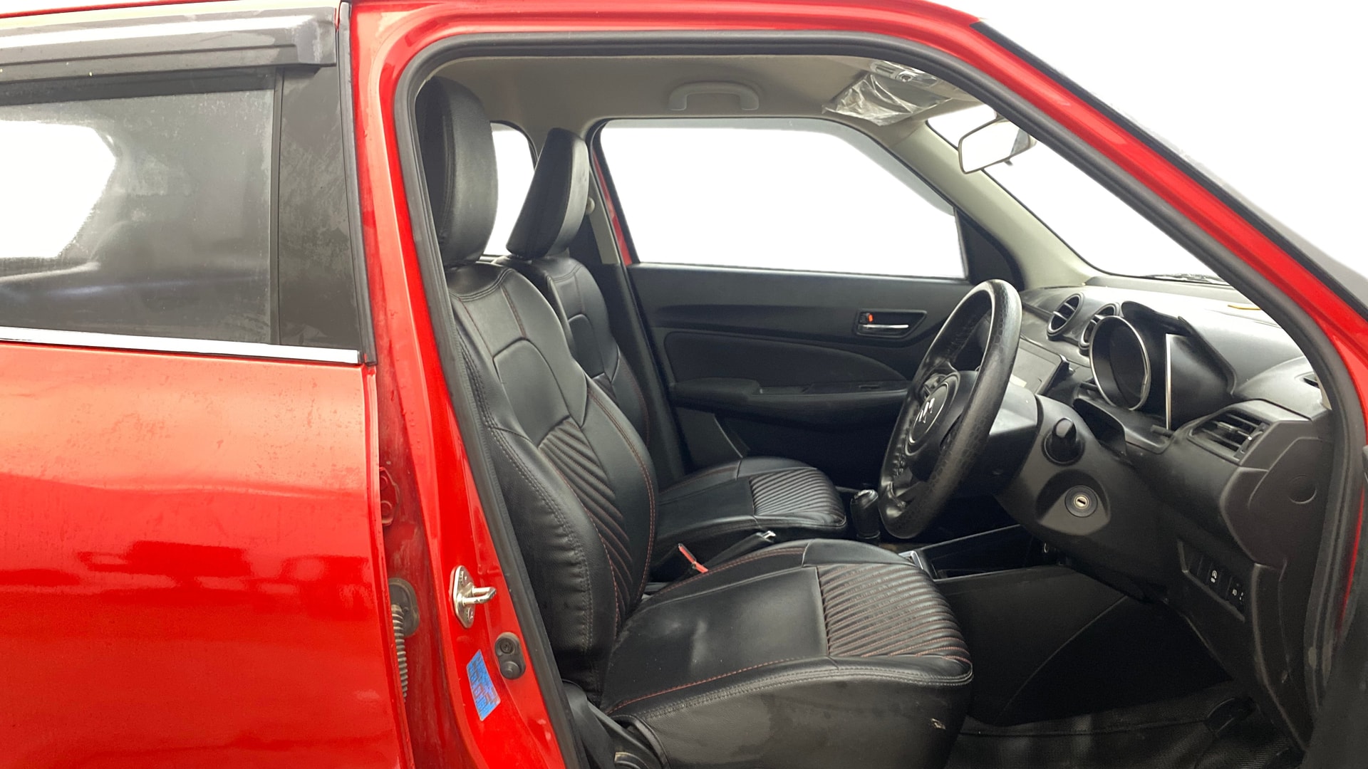 View 2022 Maruti Suzuki 1000 Base Variant Image 25 Used 2022 Maruti Suzuki 1000 Base Variant Image 25