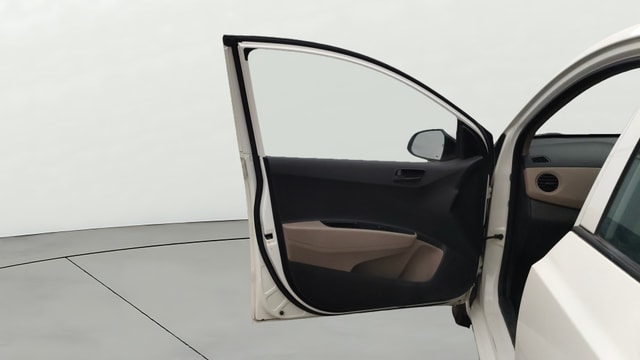 View Hyundai Grand i10 Image 31 Used Hyundai Grand i10 Image 31