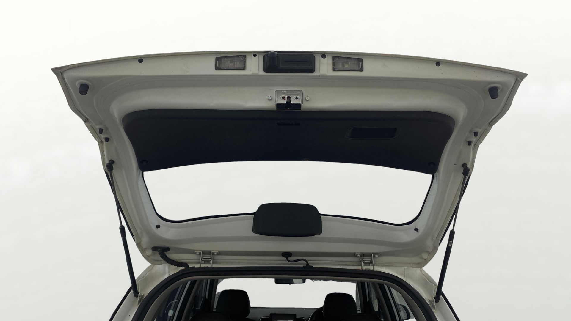 View 2023 Hyundai Venue S (O) 1.0 Turbo Petrol DCT Image 17 Used 2023 Hyundai Venue S (O) 1.0 Turbo Petrol DCT Image 17
