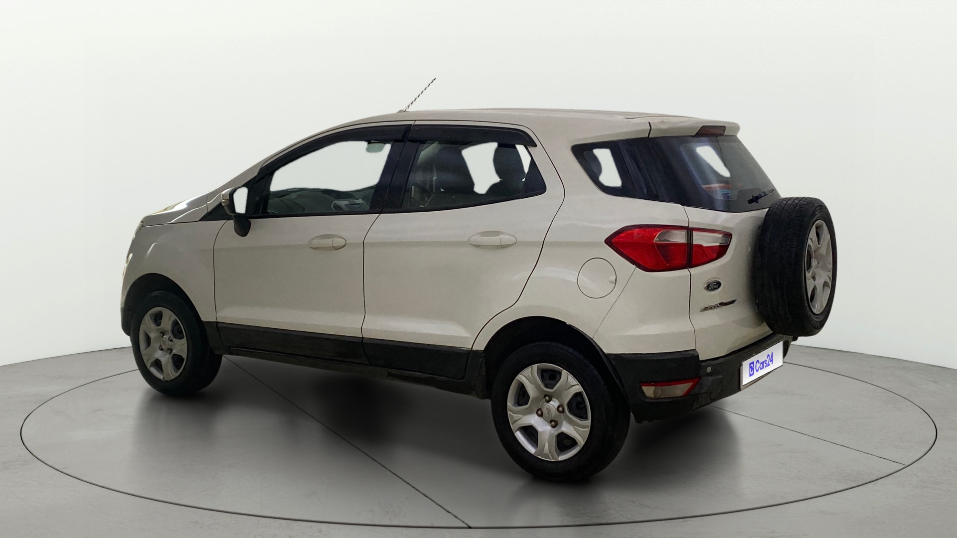 View 2016 Ford EcoSport 1.5 TDCi Diesel Ambiente BS IV Image 2 Used 2016 Ford EcoSport 1.5 TDCi Diesel Ambiente BS IV Image 2