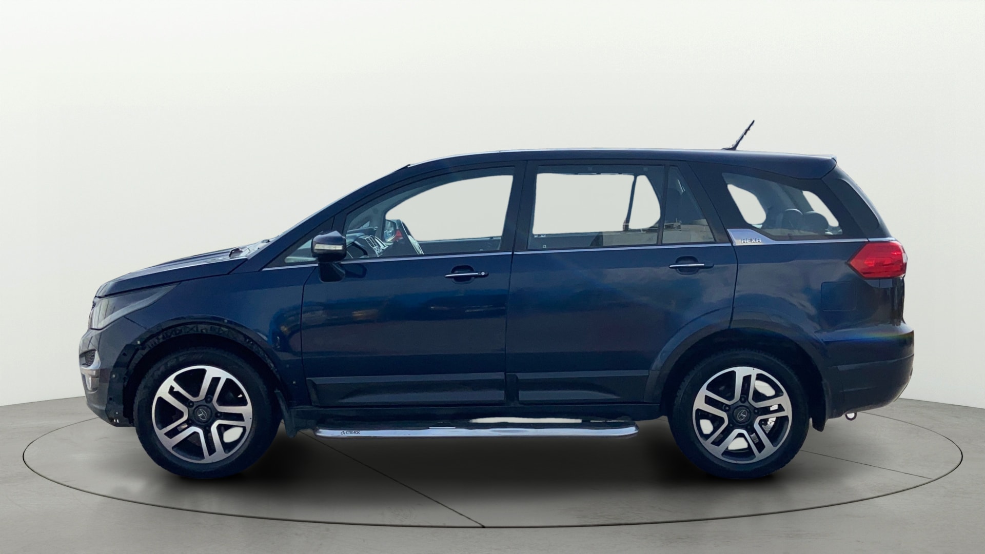 View 2018 Tata Hexa XTA 4X2 Image 28 Used 2018 Tata Hexa XTA 4X2 Image 28
