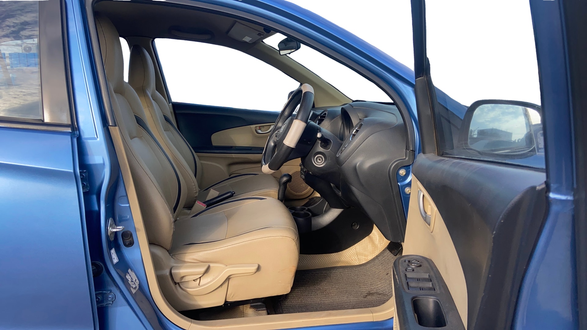 View 2014 Honda Amaze E MT Petrol BS IV Image 26 Used 2014 Honda Amaze E MT Petrol BS IV Image 26
