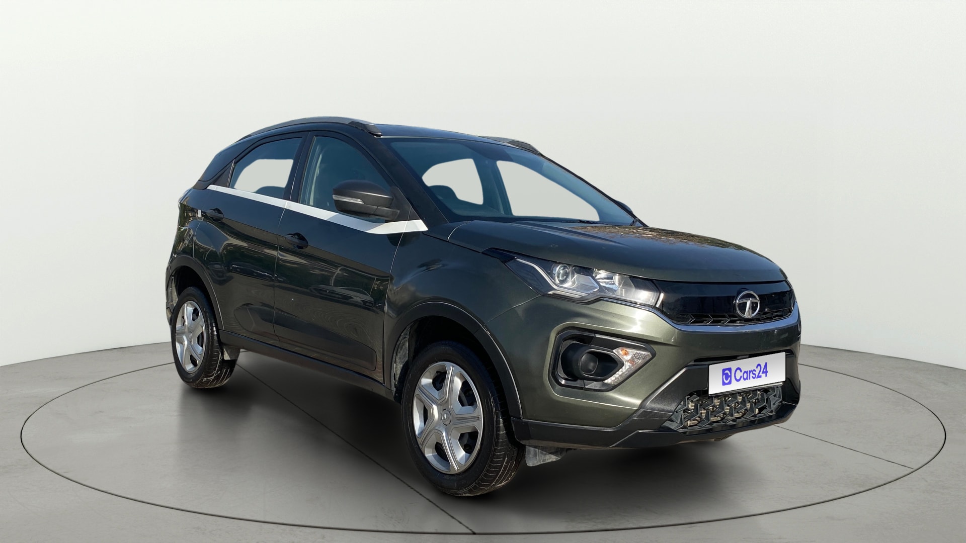 View 2022 Tata Nexon Revotron XE Image 21 Used 2022 Tata Nexon Revotron XE Image 21