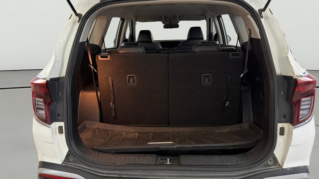 View Kia Carens Image 38 Used Kia Carens Image 38