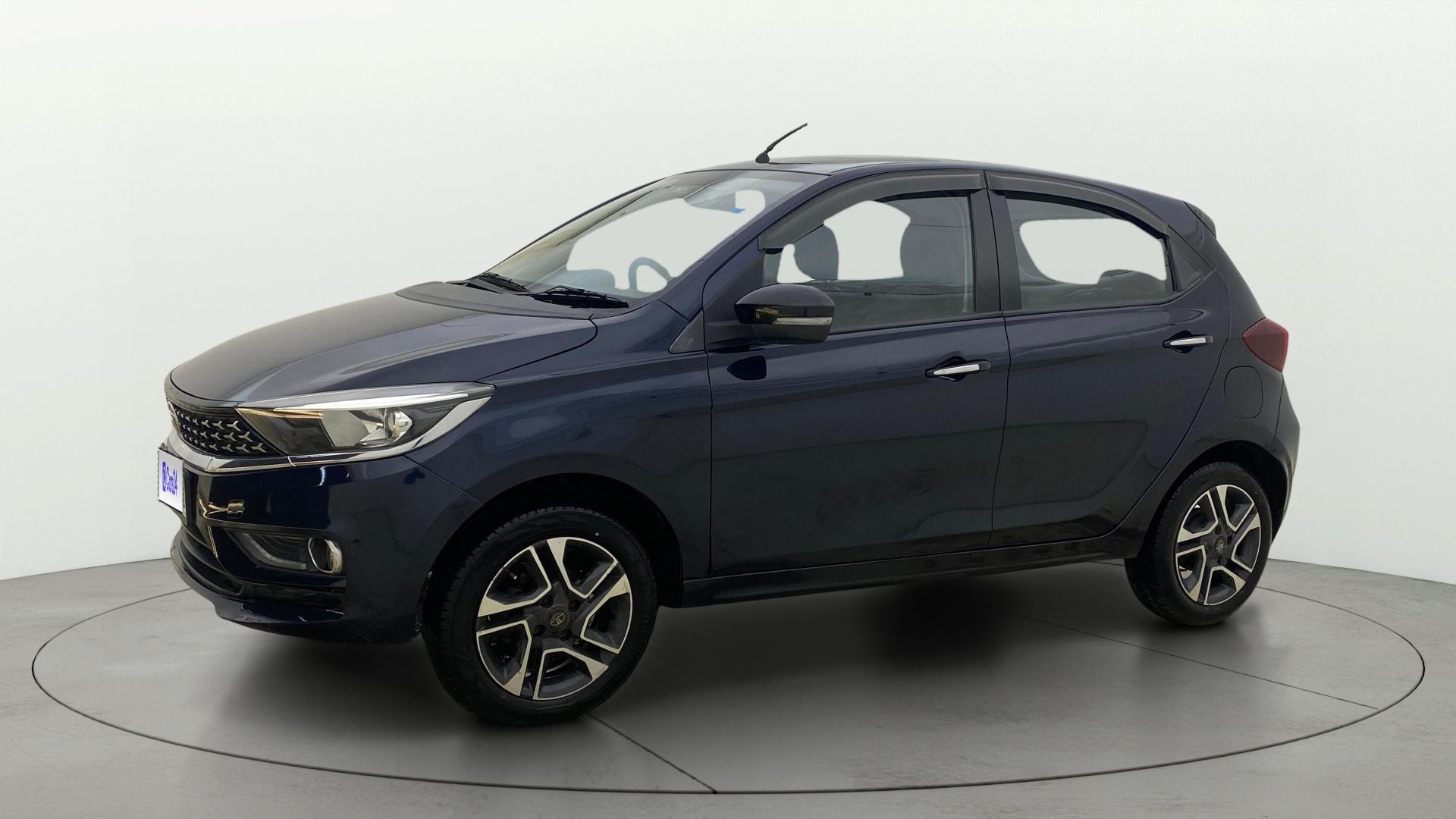 View 2022 Tata Tiago Revotorq XB Image 21 Used 2022 Tata Tiago Revotorq XB Image 21