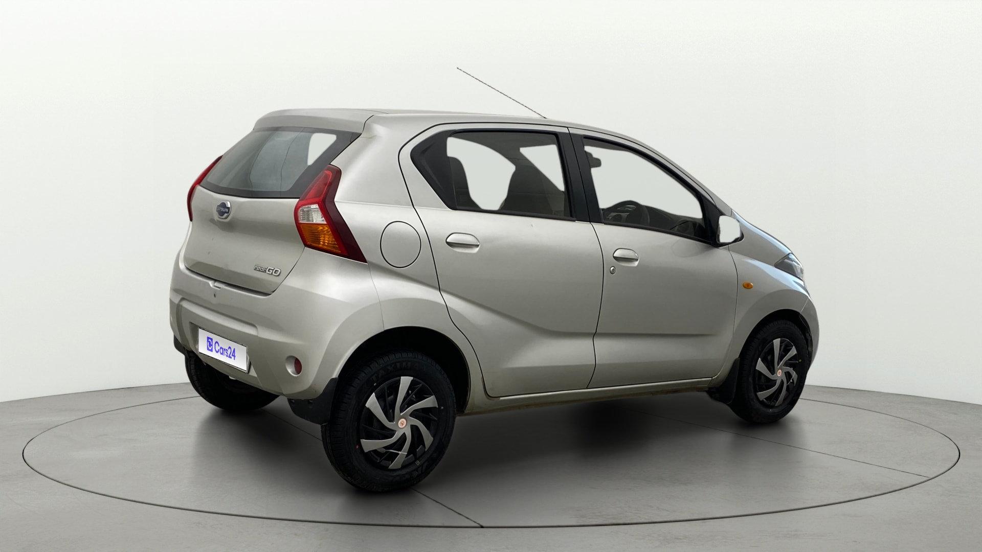 View 2016 Datsun Redi GO S-1.0L BS IV Image 42 Used 2016 Datsun Redi GO S-1.0L BS IV Image 42