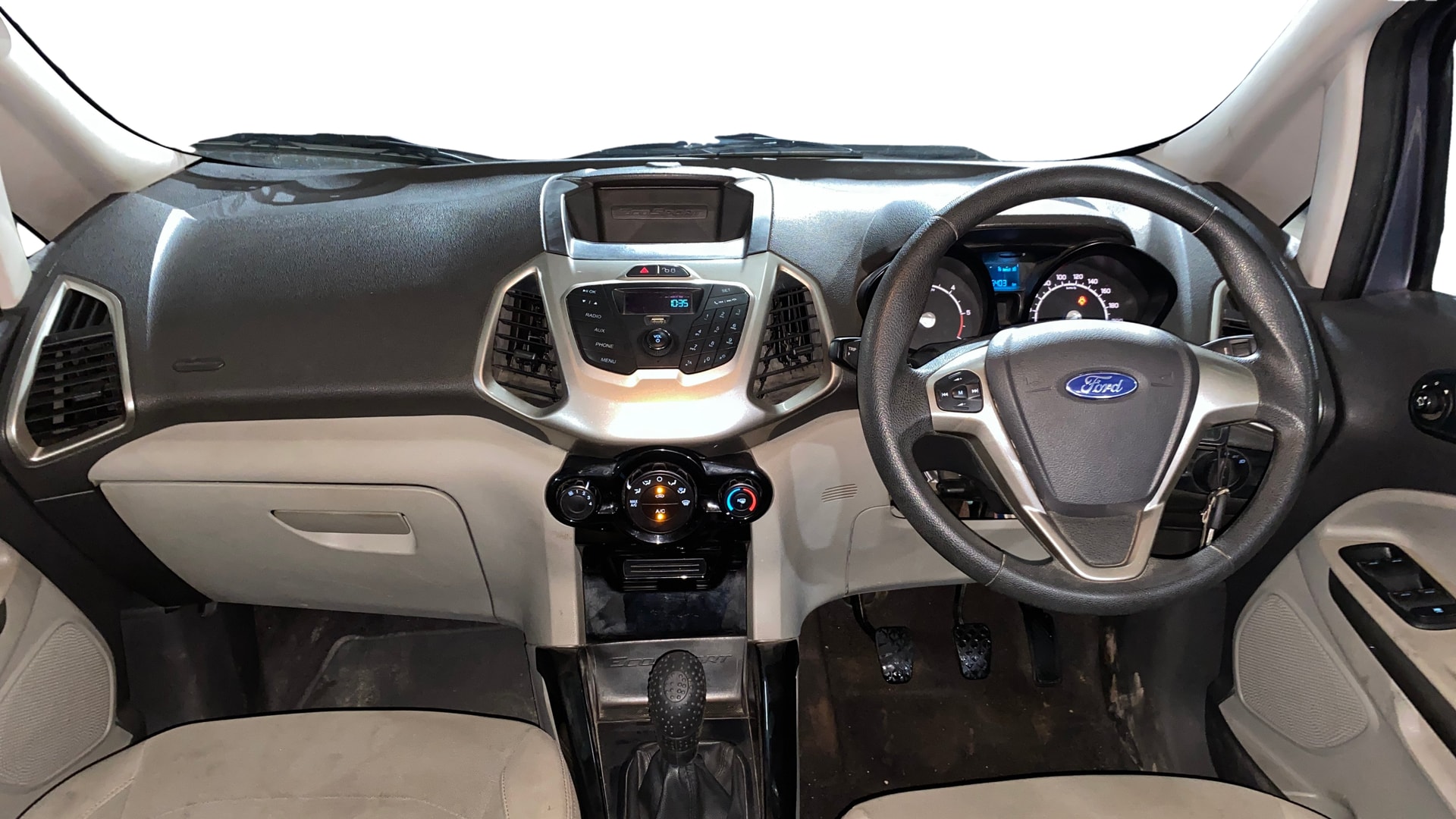 View 2015 Ford EcoSport 1.5 TDCi Diesel Ambiente BS IV Image 15 Used 2015 Ford EcoSport 1.5 TDCi Diesel Ambiente BS IV Image 15