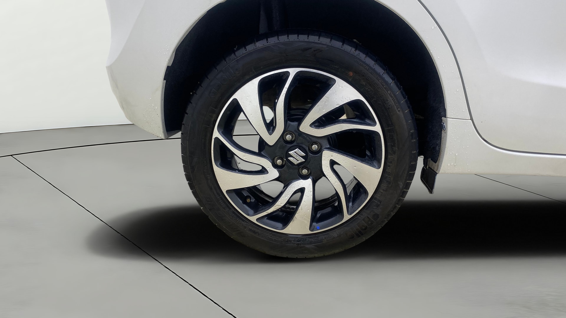 View 2022 Maruti Suzuki 1000 Base Variant Image 23 Used 2022 Maruti Suzuki 1000 Base Variant Image 23
