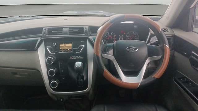 View Mahindra KUV100 Image 20 Used Mahindra KUV100 Image 20