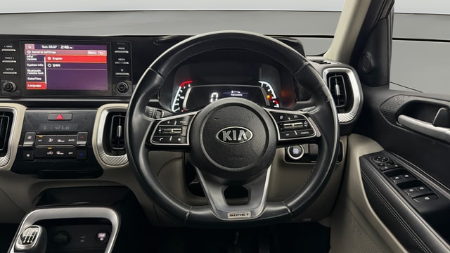 View Kia Sonet Image 21 Used Kia Sonet Image 21