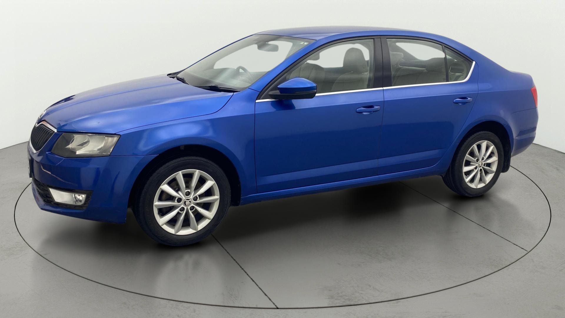 View 2015 Skoda Octavia 2.0 Ambition Plus TDI CR AT Image 34 Used 2015 Skoda Octavia 2.0 Ambition Plus TDI CR AT Image 34