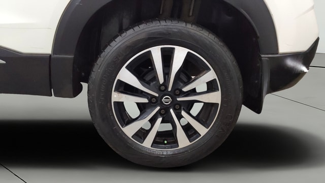 View Nissan Kicks Image 11 Used Nissan Kicks Image 11