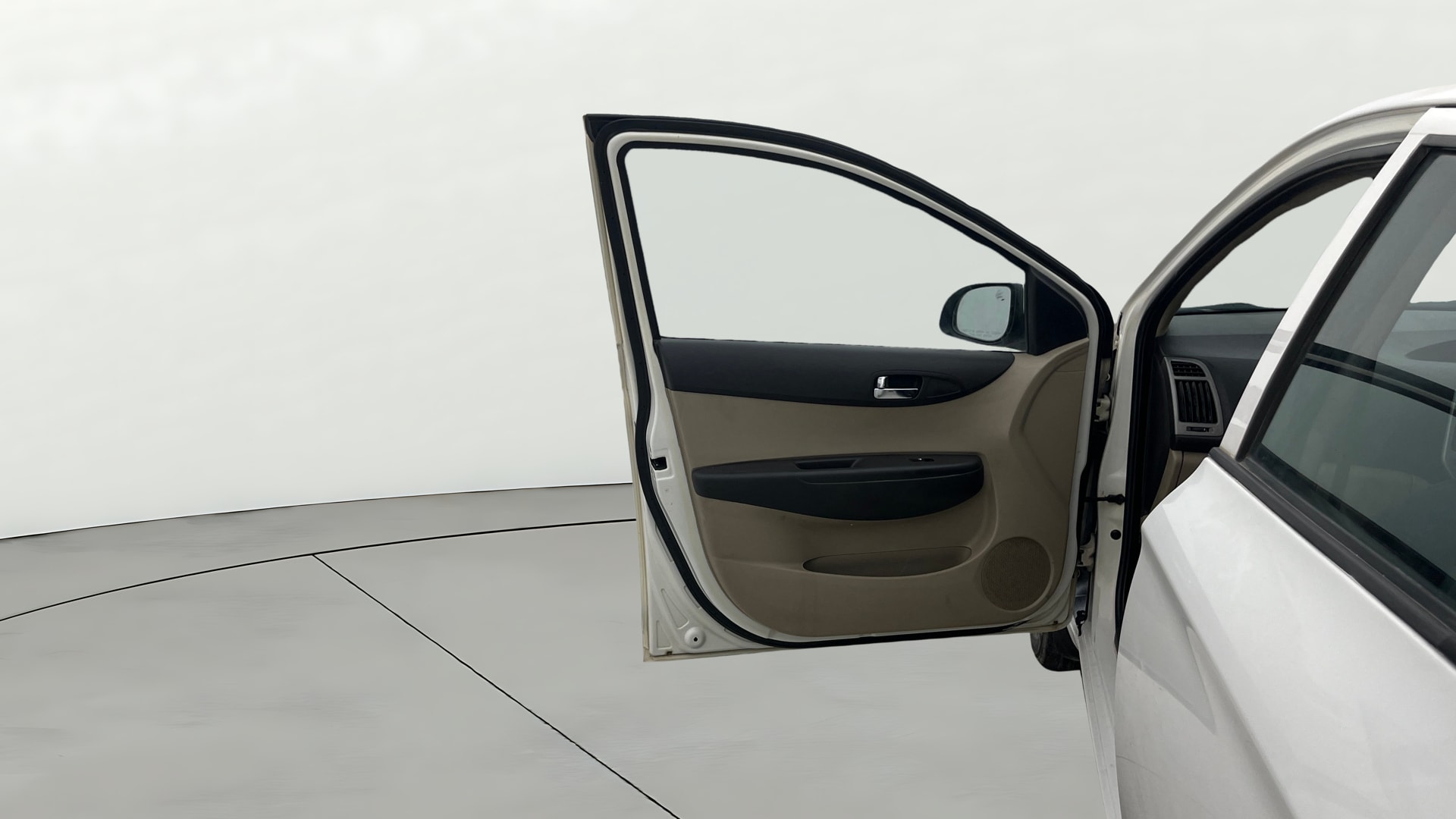 View 2013 Hyundai Elite i20 1.4 Era Diesel BS IV Image 37 Used 2013 Hyundai Elite i20 1.4 Era Diesel BS IV Image 37