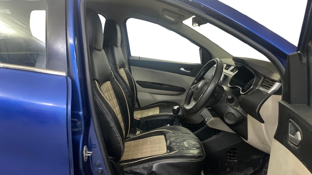 View Renault Triber Image 18 Used Renault Triber Image 18
