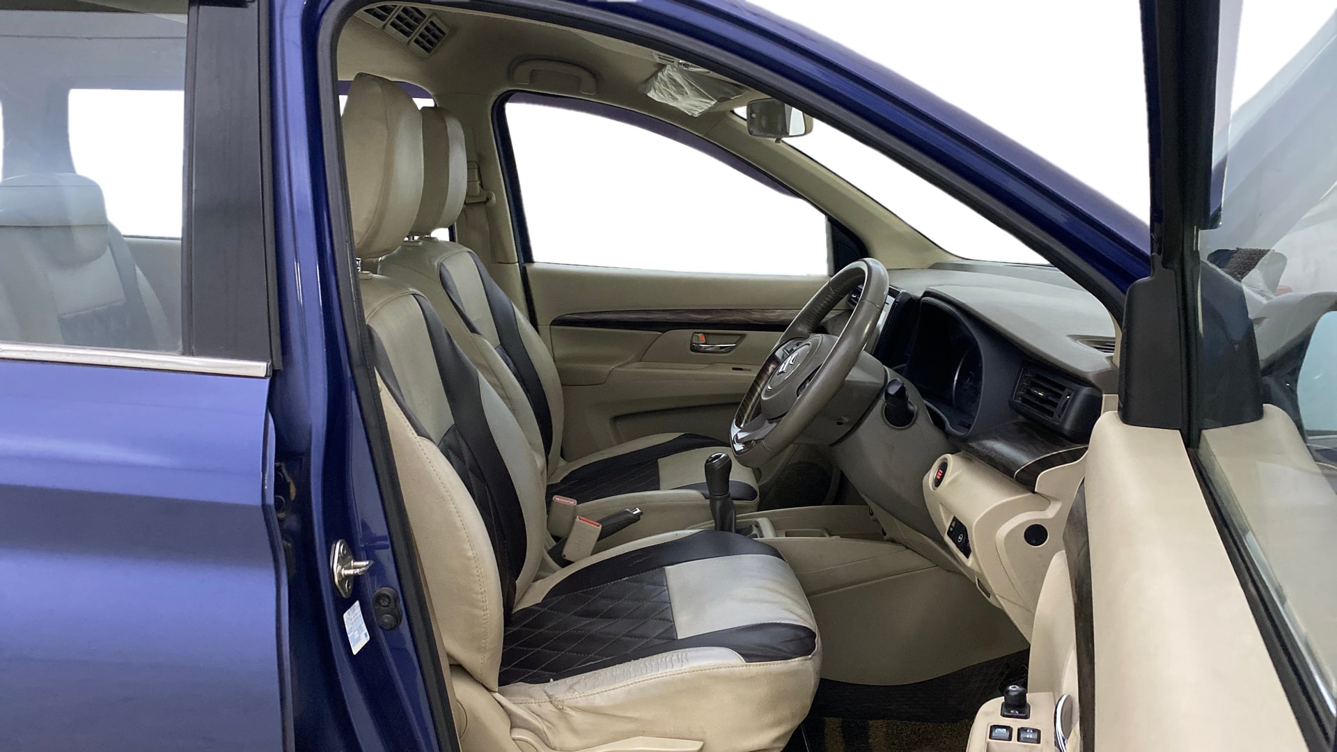 View 2019 Maruti Suzuki 1000 Base Variant Image 27 Used 2019 Maruti Suzuki 1000 Base Variant Image 27
