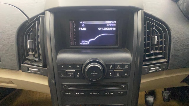 View Mahindra XUV500 Image 18 Used Mahindra XUV500 Image 18