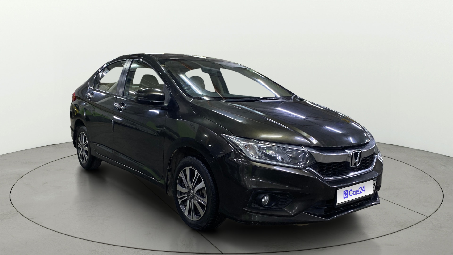 View 2019 Honda City ZX MT Diesel Anniversary Edition Image 14 Used 2019 Honda City ZX MT Diesel Anniversary Edition Image 14