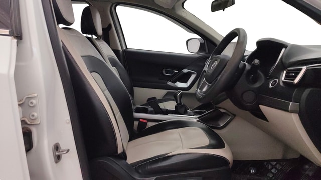 View Tata Safari Image 19 Used Tata Safari Image 19