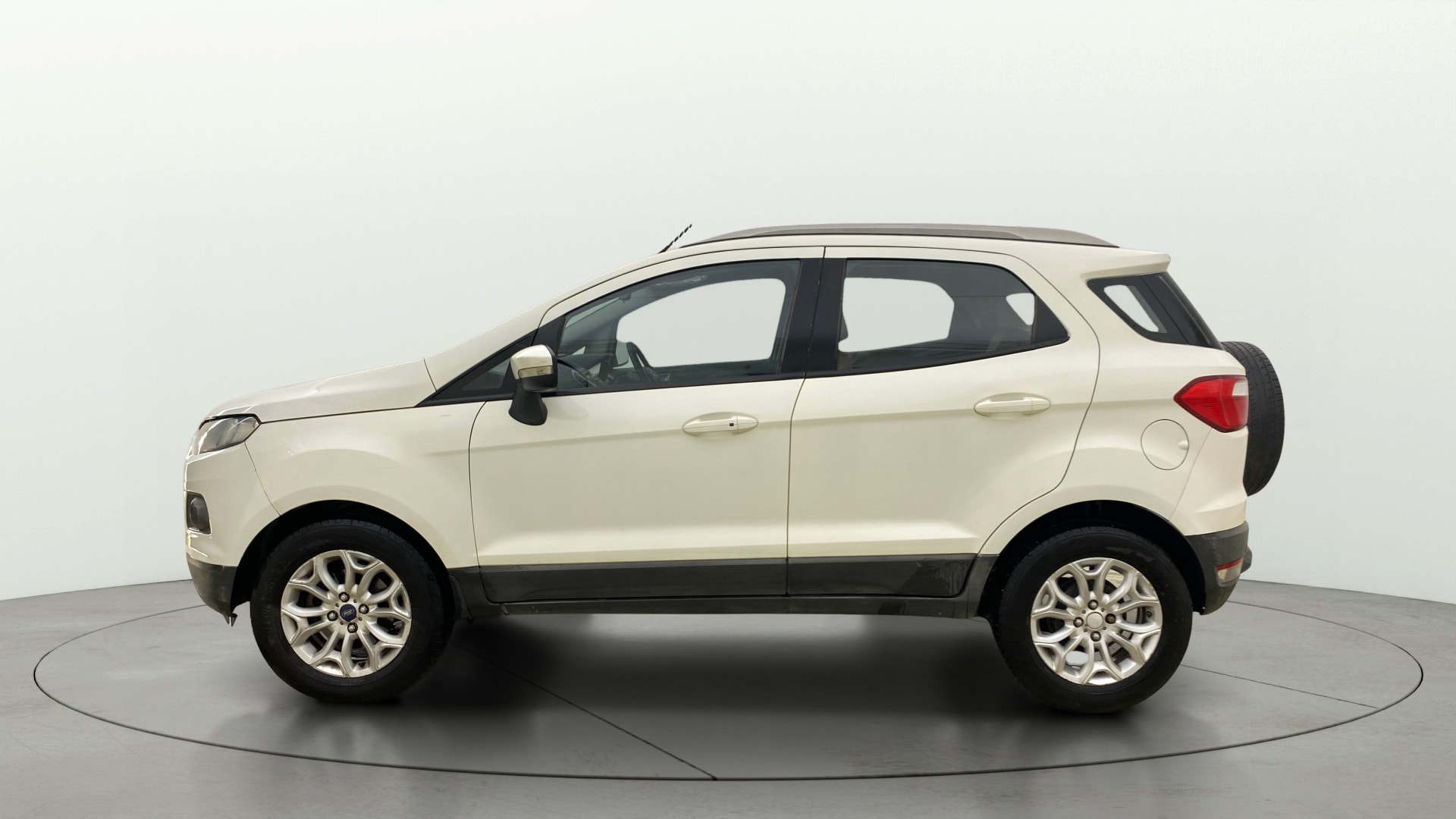 View 2016 Ford EcoSport 1.5 TDCi Diesel Ambiente BS IV Image 25 Used 2016 Ford EcoSport 1.5 TDCi Diesel Ambiente BS IV Image 25