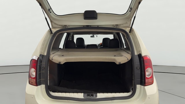 View Renault Duster Image 36 Used Renault Duster Image 36