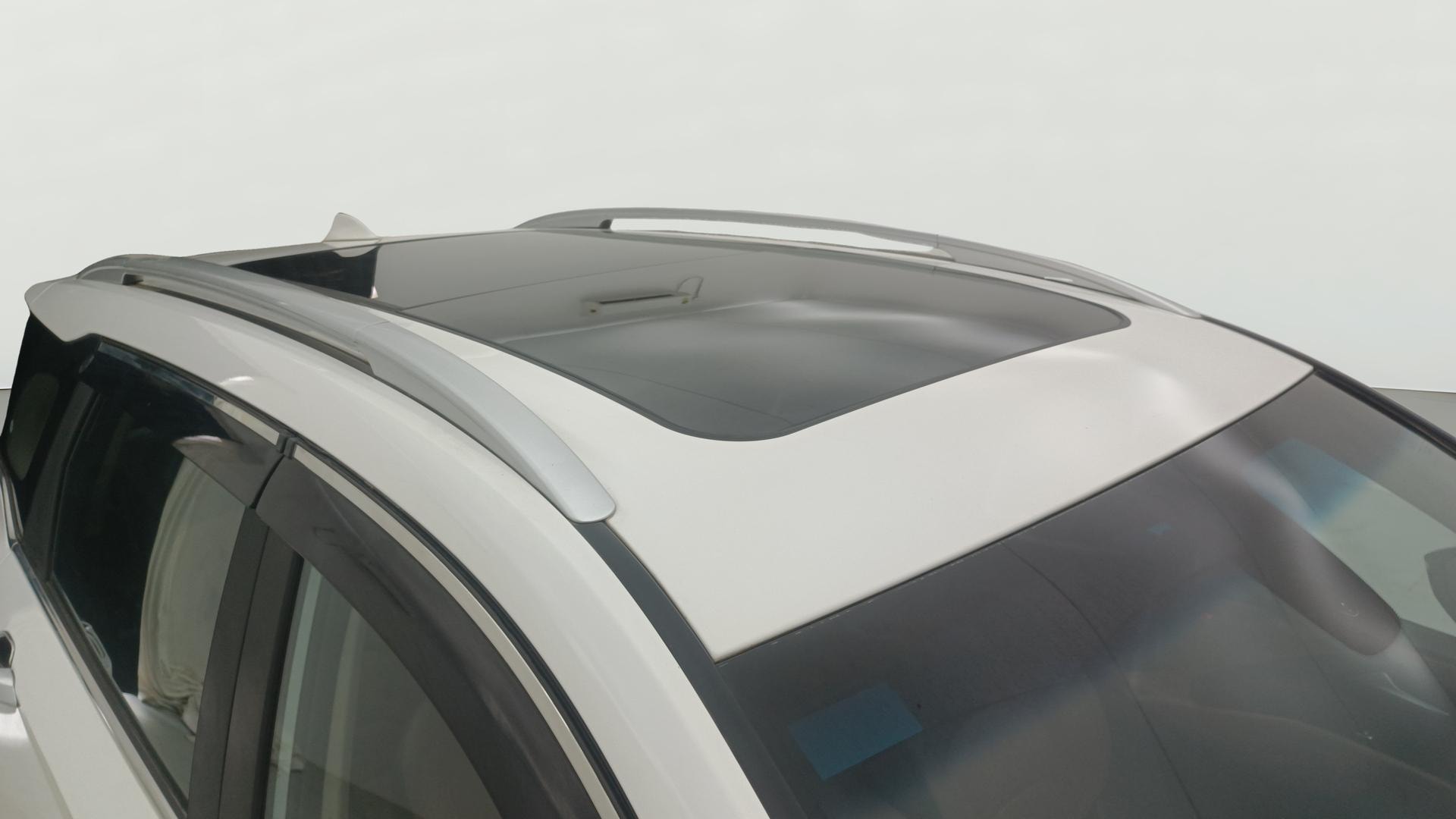 View 2024 MG Hector Plus Sharp Pro 7 Seater Diesel Image 5 Used 2024 MG Hector Plus Sharp Pro 7 Seater Diesel Image 5
