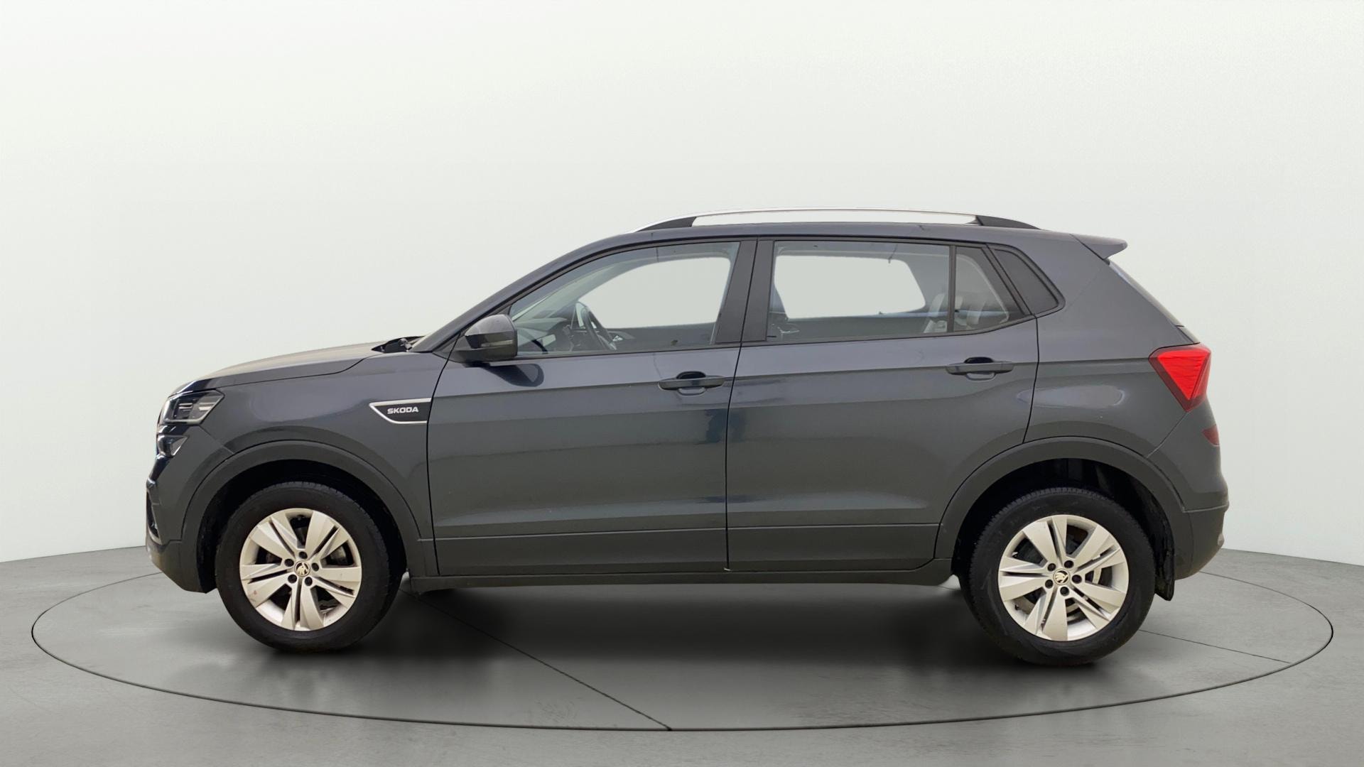 View 2022 Skoda Kushaq Ambition 1.0 TSI AT Image 6 Used 2022 Skoda Kushaq Ambition 1.0 TSI AT Image 6