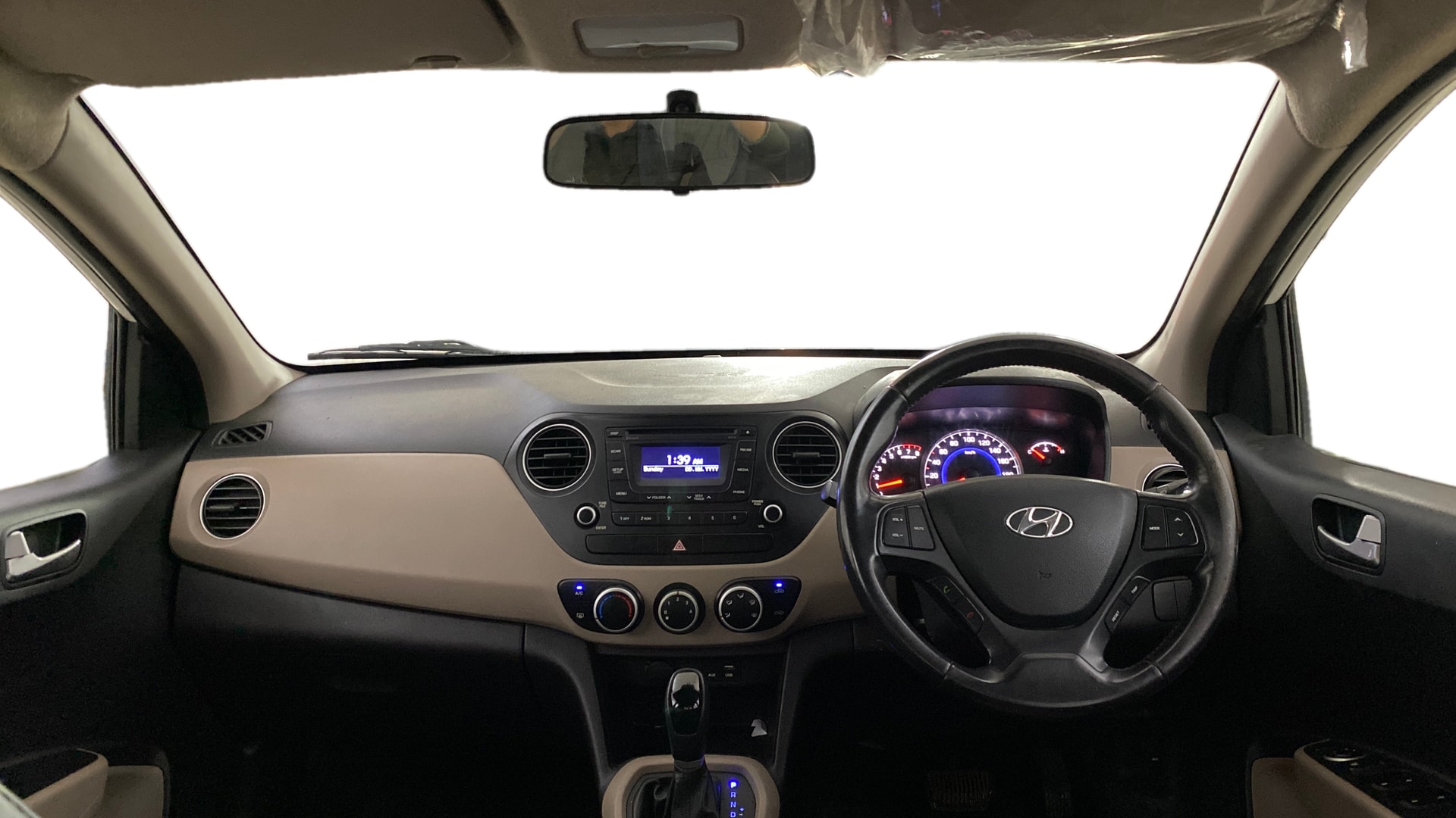 View 2016 Hyundai Grand i10 Asta AT 1.2 Kappa VTVT Image 15 Used 2016 Hyundai Grand i10 Asta AT 1.2 Kappa VTVT Image 15