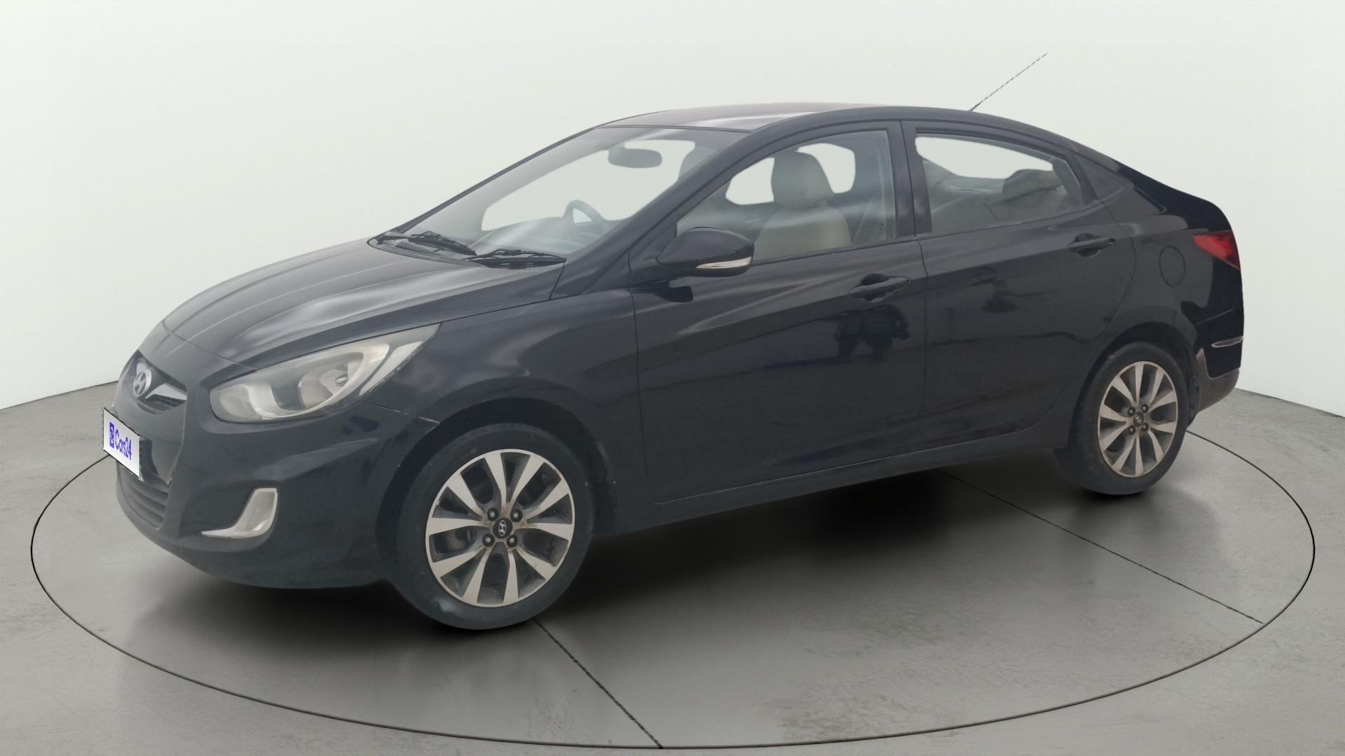 View 2014 Hyundai Fluidic Verna 1.6 VTVT SX Image 21 Used 2014 Hyundai Fluidic Verna 1.6 VTVT SX Image 21