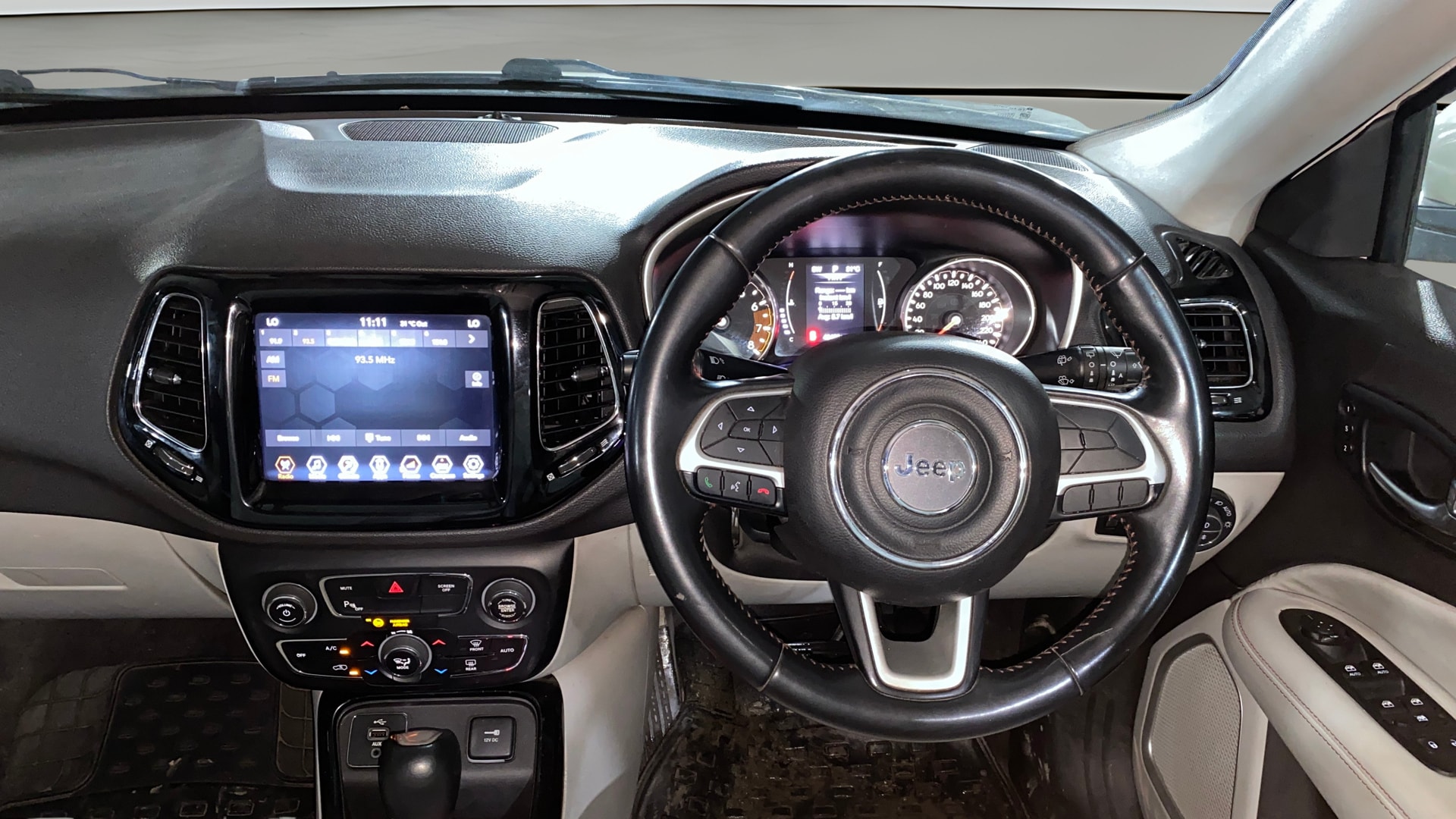 View 2019 Jeep Compass Limited Plus AT Image 20 Used 2019 Jeep Compass Limited Plus AT Image 20
