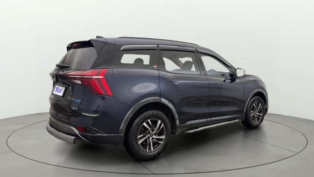 View Mahindra XUV700 Image 44 Used Mahindra XUV700 Image 44