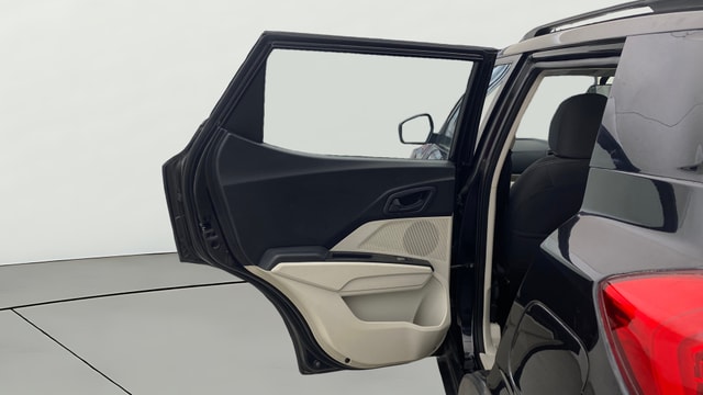 View Mahindra XUV300 Image 22 Used Mahindra XUV300 Image 22